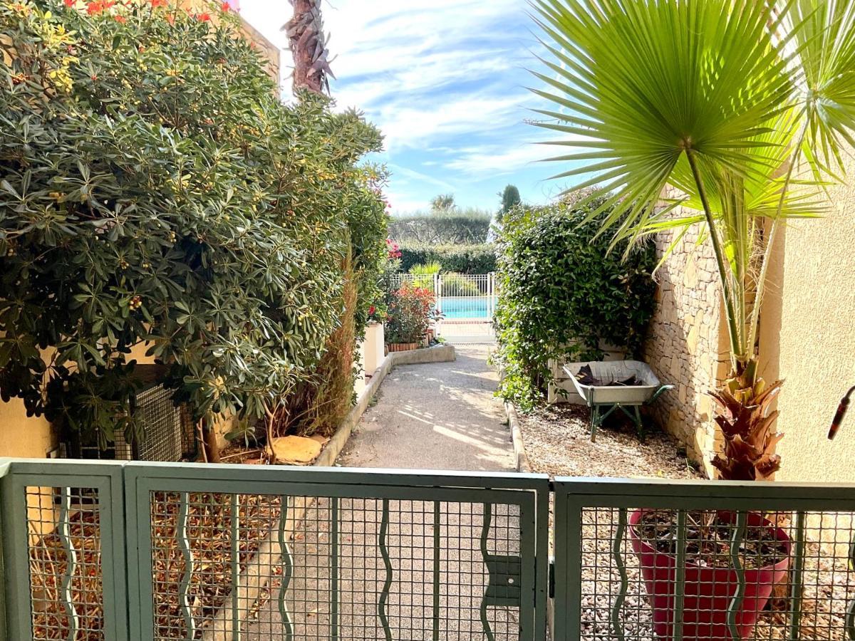 Appartement Sanary Vue Mer Au Calme Eksteriør bilde